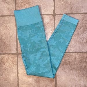 Gymshark seamless camo